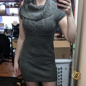 Mudd short sleeved sweater dress